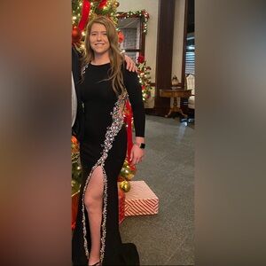 Beautiful Mac Duggal Gown. Worn once. Pristine condition. Perfect for prom!